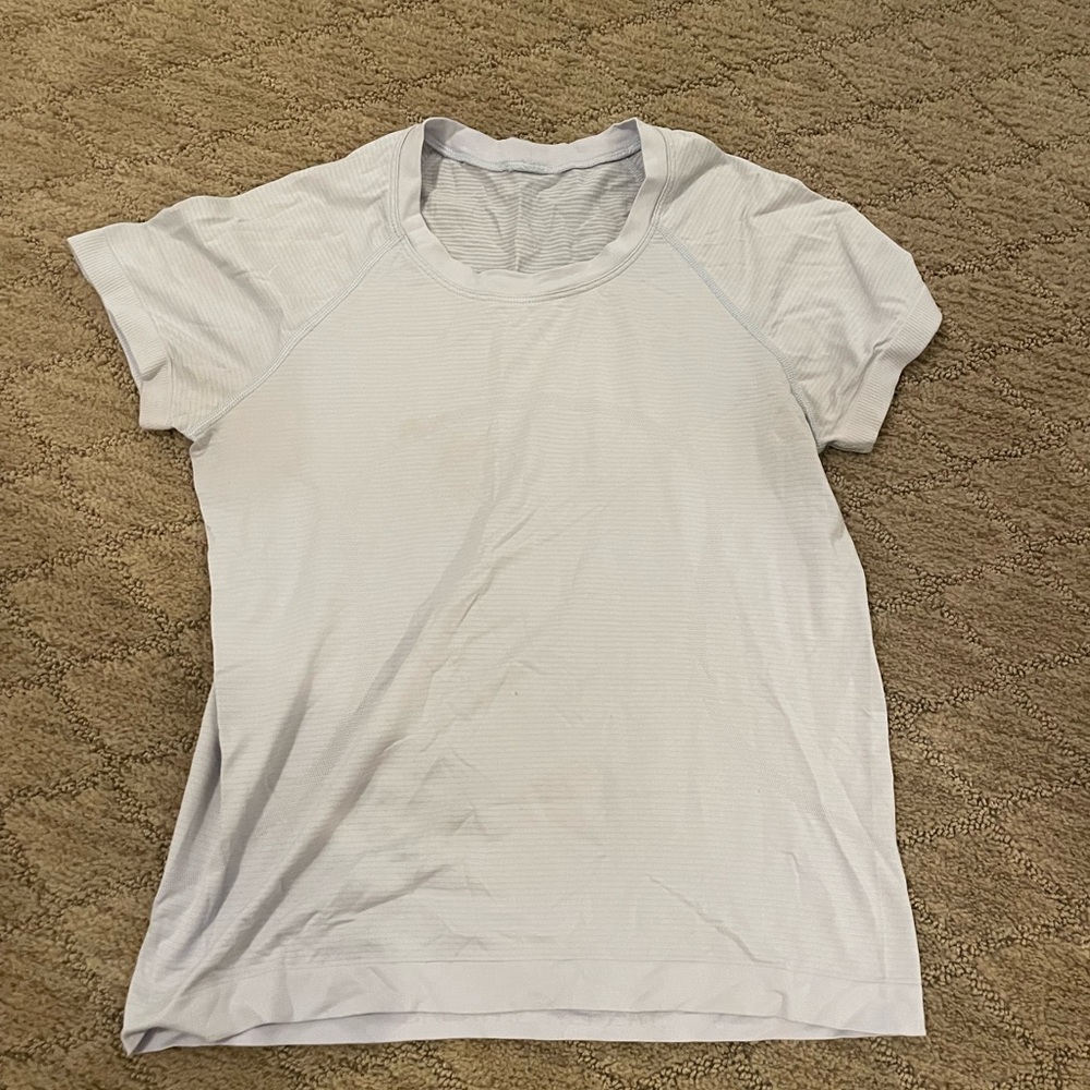 Lavender Swiftly Tech Short Sleeve